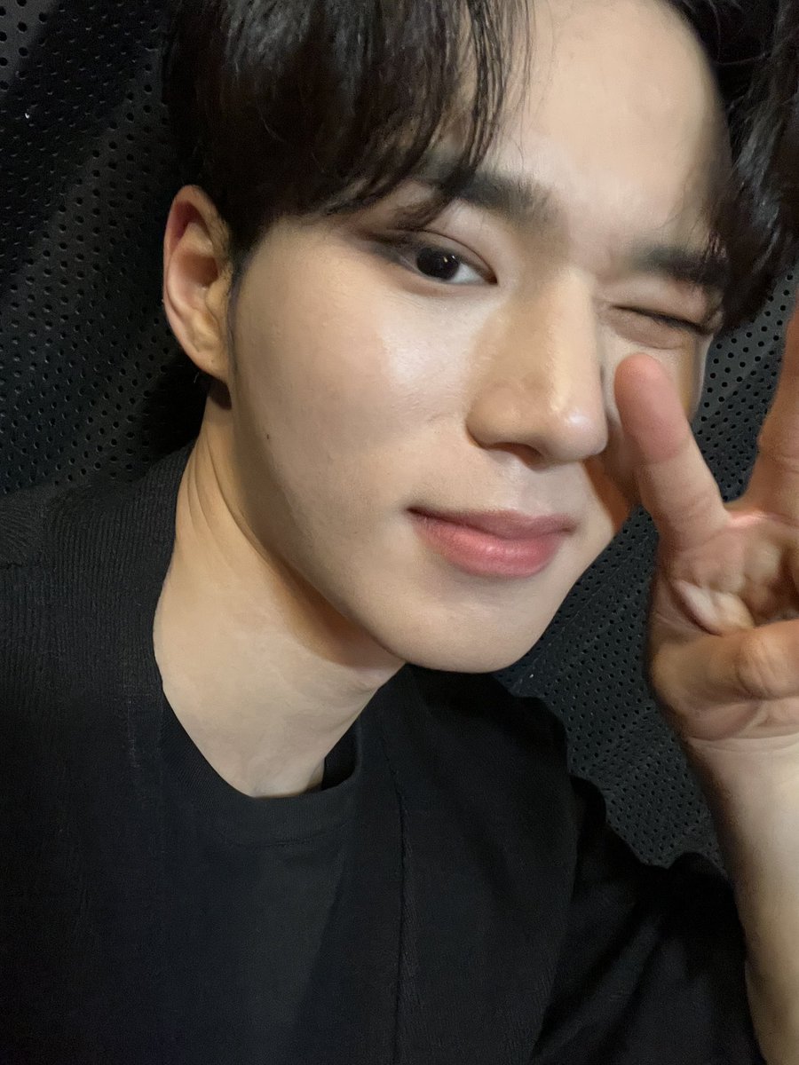 WEi__Member's tweet photo. [#준서] in Los Angeles❤️

#위아이 #WEi 
#WEi_2ND_WORLD_TOUR #PASSION 
#위아이_가보자고 https://t.co/210CgW72oK