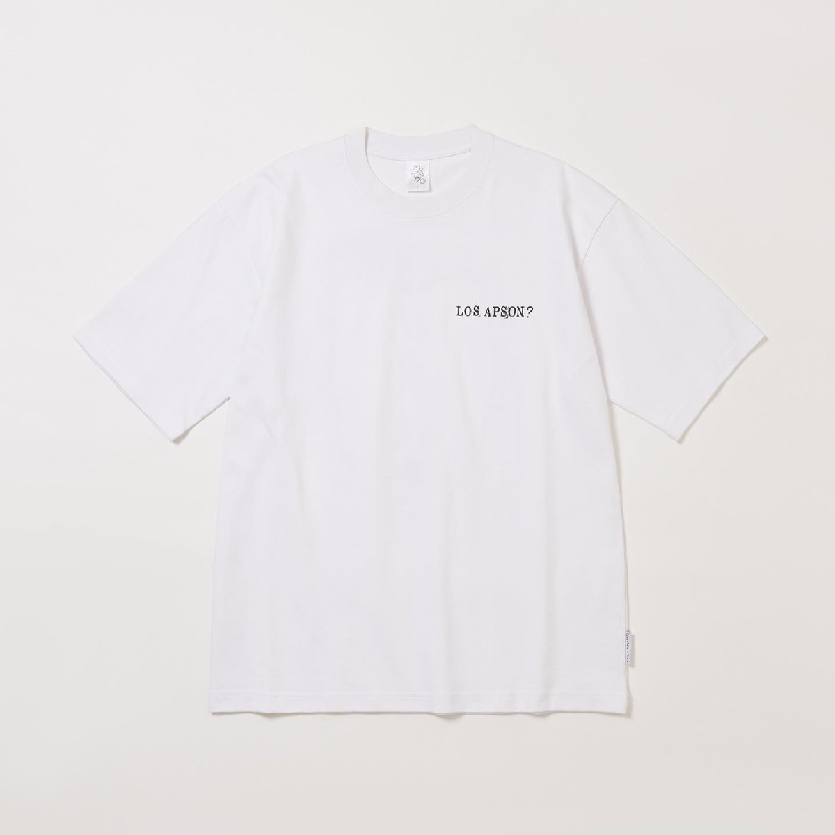 losapson's tweet photo. Kabukichou Tee Designed by Tomoo Gokita
画家・五木田智央による傑作“歌舞伎町”。2006年初夏に新宿歌舞伎町・風林会館のキャバクラ跡地で決行された爆裂イベント「バクト」のメインビジュアルで、パンチパーマの漢の強烈なアートワークは17年の時を経た今なお色褪せません。
https://t.co/WzDzs4NXJT https://t.co/H6aF77Axkj