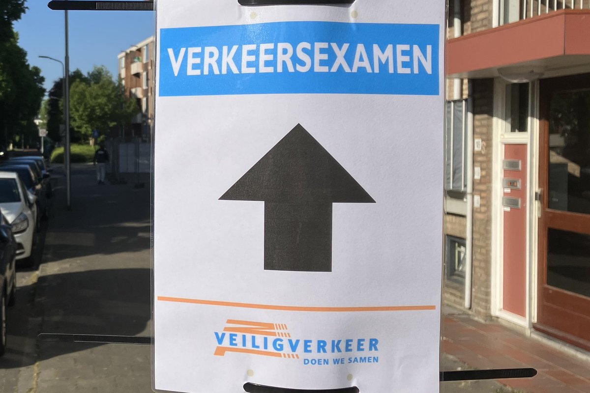 Vandaag zijn er weer #verkeersexamens in Sliedrecht. Veel succes! Geniet van een veilige fietstocht!