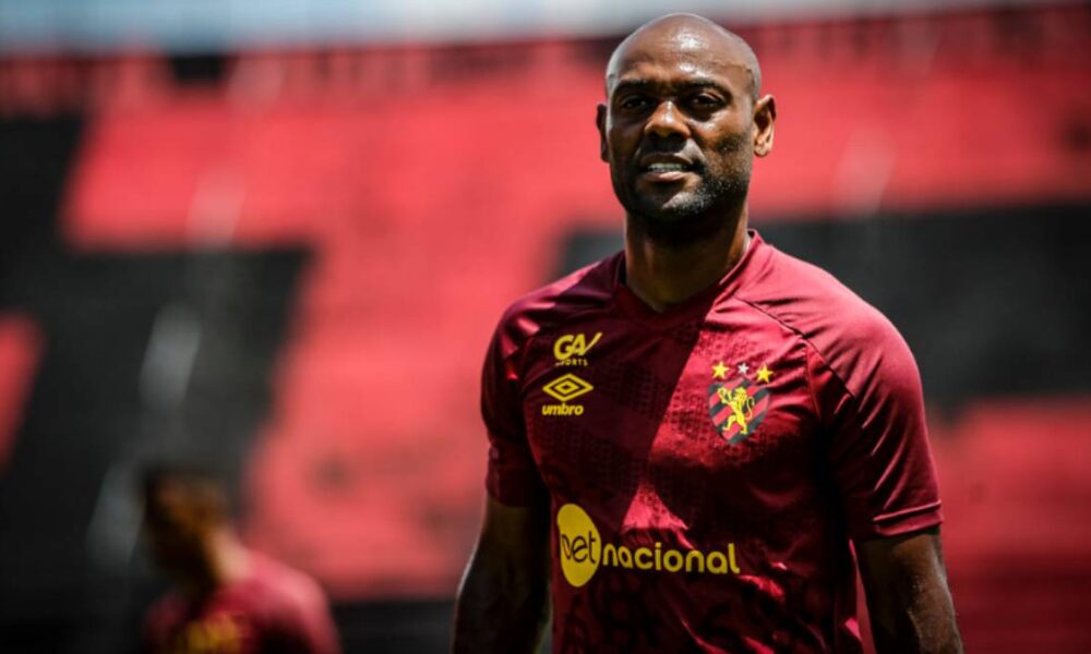 ImortalPe's tweet photo. " BRONCA 🦁 "
Com desconforto muscular o departamento médico VETOU o Atacante Vagner Love que desfalca o @sportrecife diante do @SaoPauloFC pela @CopaDoBrasilCBF .
#CopaDoBrasil
#SPOxSPT
🔴⚪️⚫️🔰🔴⚫️ https://t.co/AyZLSeti6m