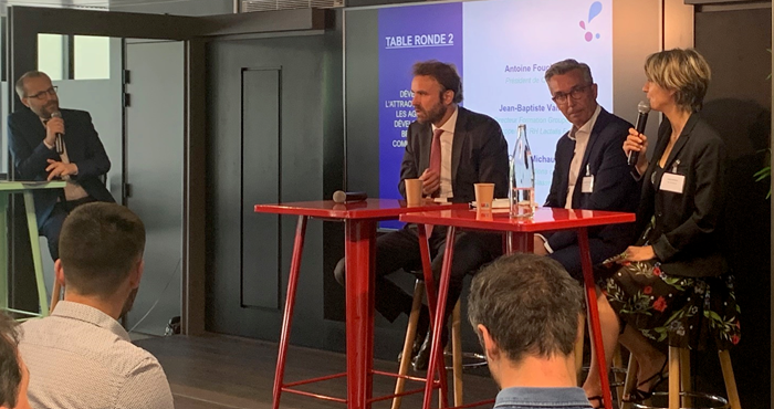 Cécile Michaud de My Job Glasses témoigne des difficultés à s’orienter en France et en quoi la rencontre de professionnels joue un rôle clé dans l’orientation et le choix de carrière.
#AGFNIL2023 #créateursdeproduitslaitiers