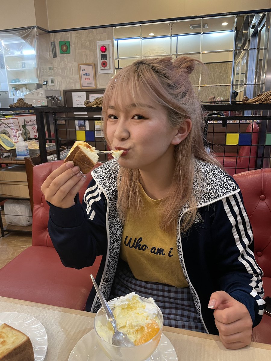 ʀɪɴᴀ tweet media