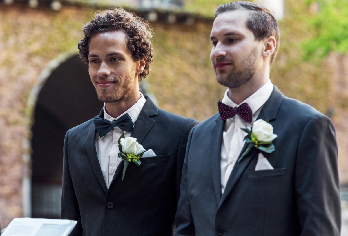 SteveChalke's tweet image. I’m a Christian leader &amp;amp; I’m proud of #Pride. When the Church denies LGBT+ couples our blessing in marriage, it causes huge amounts of pain. That’s why I am proud to marry same-sex couples. Listen to my @BBCRadio2 Pause for Thought, where I explain more. bbc.co.uk/sounds/play/p0…