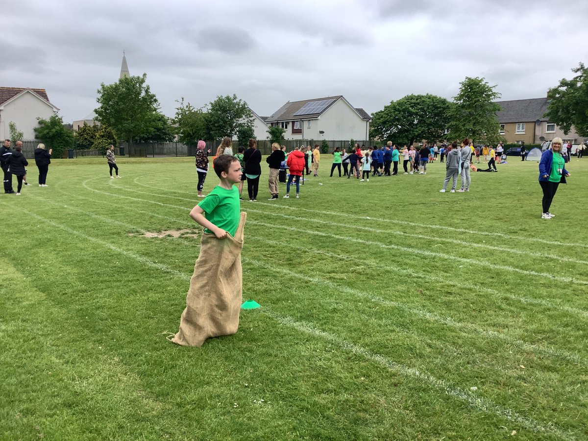 Broomhouse Primary 5 tweet media