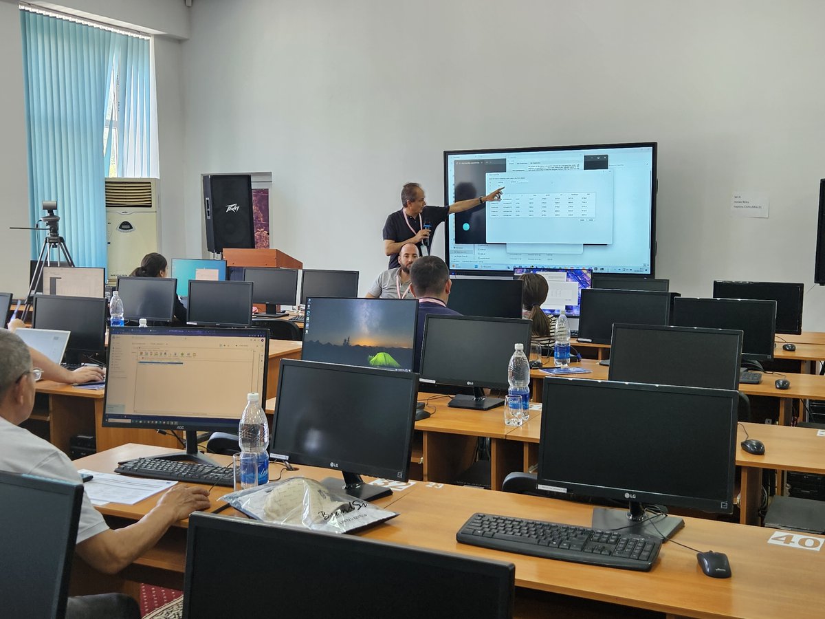 AnkaLisec's tweet photo. Intensive training and a workshop in Osh https://t.co/ea30UMG857 within @EUErasmusPlus project GeoTAK https://t.co/kCVBkaURP0, coordinated by @UPV with EU partners @UL_FGG @KTHuniversity, @VUBrussel supporting Armenian and Kyrgyzstan universities #geoinformatics #EarthObservation https://t.co/E46cT2N54i