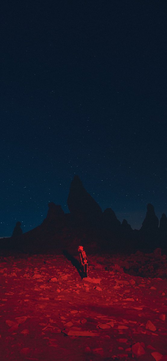 hinkle the wallpaper plug 🔌 tweet media