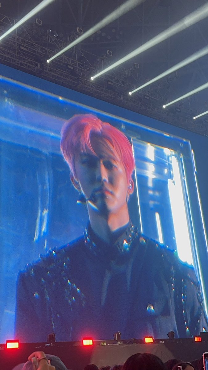 najaeminedit's tweet photo. JAEMIN PINK HAIR?!?!! https://t.co/KHpESKYg1W