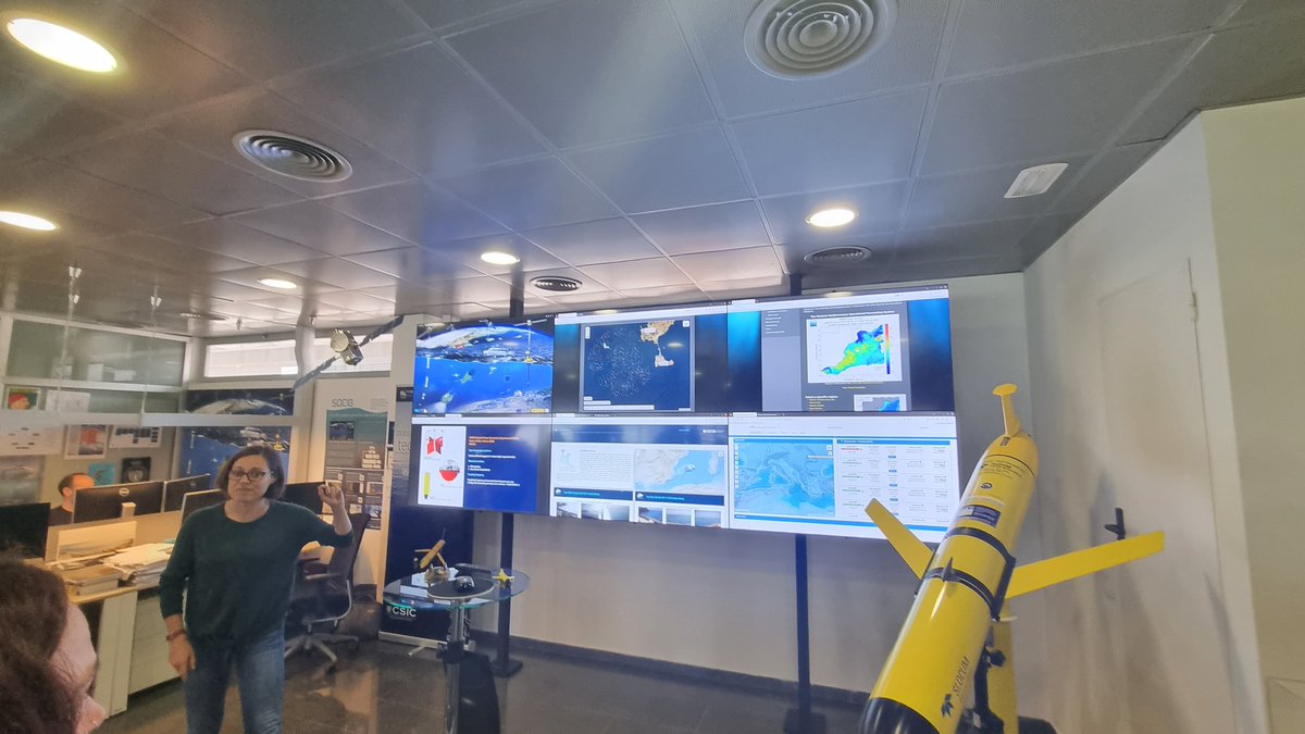 ACottierPerez's tweet photo. Impressed by the programs run by @socib_icts, especially the impressive data quality provided open access through their web applications. And leaving with a little glider ! #InterDis https://t.co/h3qZC6sab7