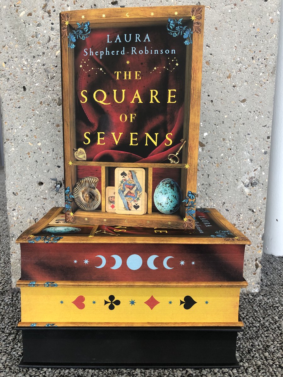 'A sprawling, exquisite, outright triumph' - Chris Whitaker

Not 1, not 2, but 3 special editions of @LauraSRobinson's 'The Square of Sevens'! We are so excited for this spectacular historical novel, out June 22nd: tinyurl.com/muaw2e9
❤️Indies
💛Waterstones
🖤Goldsboro