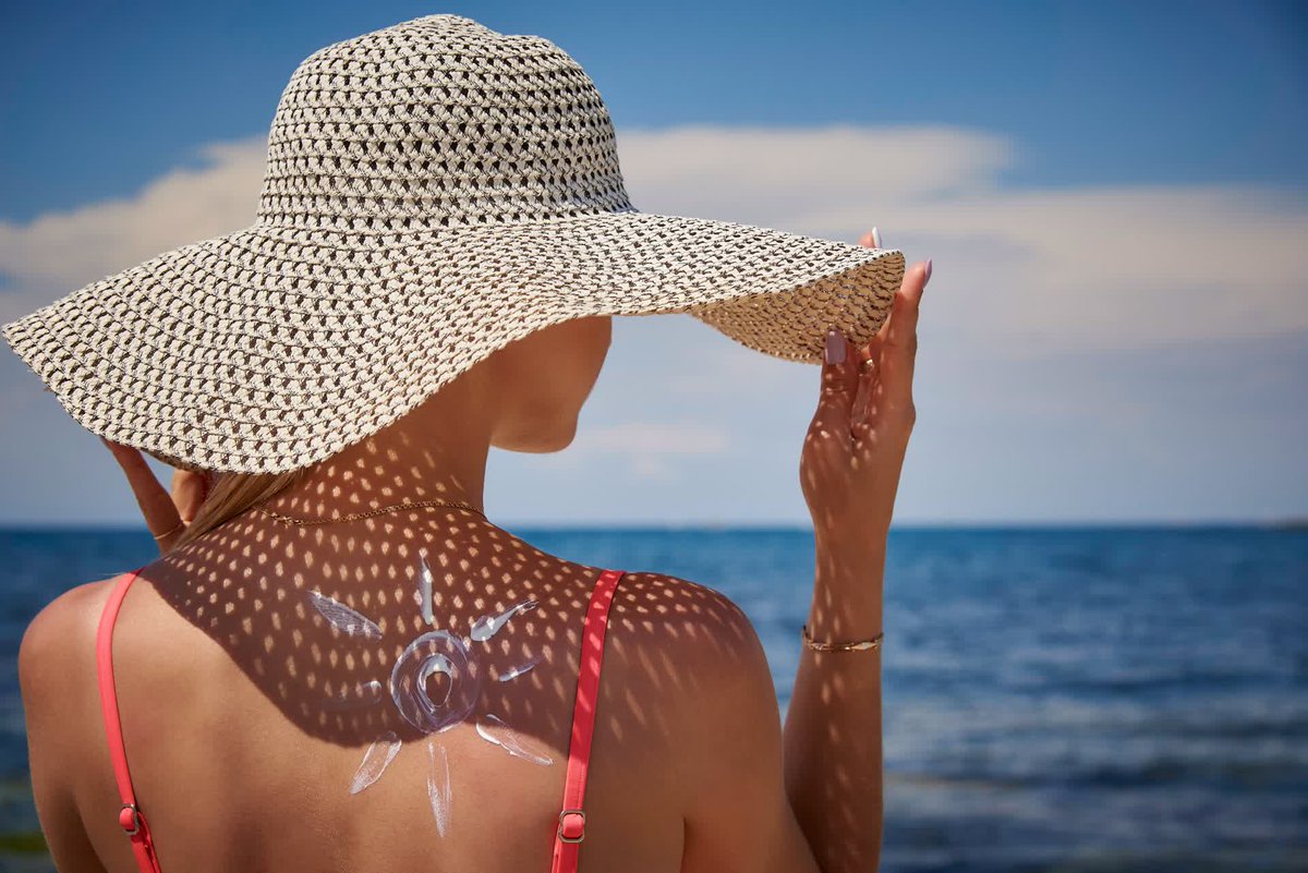 asap_cv's tweet photo. Es junio y el verano está muy cerca 🌞
Si quieres decubrir consejos sobre cómo cuidar tu piel del sol, visita la web de Clínica Sancho-Llorens.
#ASAPCV
https://t.co/Ravbid9BUy https://t.co/1uzLBP0zsg