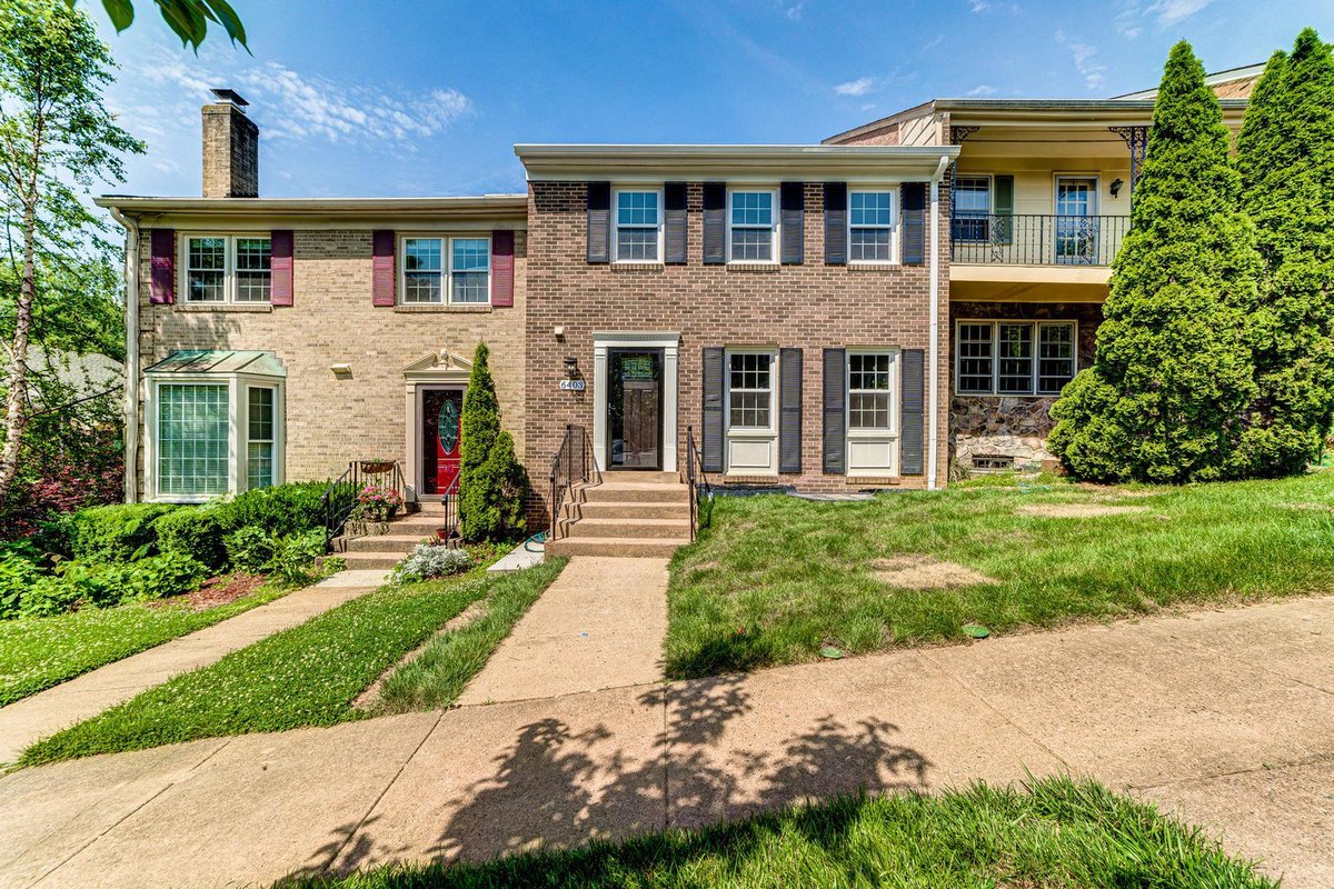 urbanxhome's tweet photo. At UrbanX Home, we believe that #luxury should be an experience that transcends expectations. Our #property 6403 Seven Oaks Dr offers a #lifestyle of unparalleled refinement in Falls Church, VA.
For more information, visit https://t.co/fIy6dFutS9
#urbanxhome #pastprojects https://t.co/8In8tFEcsF