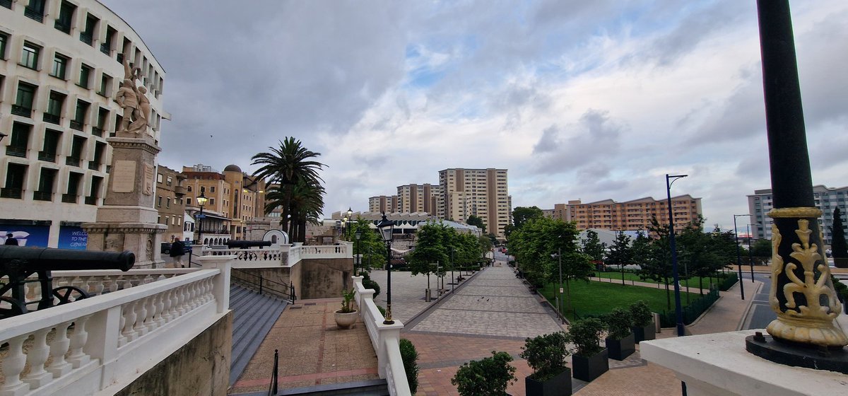 Niki Nuñez (@elnunezgib) on Twitter photo El tiempo para <a href="/JohnBalestrino1/">John Balestrino</a> .... today looks rather gloomy in town, long sleeves was required en el bicycle. This change in the weather no mira bueno... otro weekend sin ir a la playa El tiempo para <a href="/JohnBalestrino1/">John Balestrino</a> .... today looks rather gloomy in town, long sleeves was required en el bicycle. This change in the weather no mira bueno... otro weekend sin ir a la playa