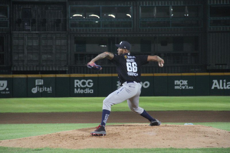 RUTA COMPLETA

JC Ramírez tiró las nueve entradas y a pesar de permitir 11 hits se las arregló para blanquear a los <a href="/ClubSaraperos/">Saraperos de Saltillo</a>, quienes cayeron 10-0 ante <a href="/SultanesOficial/">Sultanes de Monterrey</a>.

Christian Villanueva disparó cuadrangular y produjo cuatro y Yamaico Navarro remolcó otras tres.