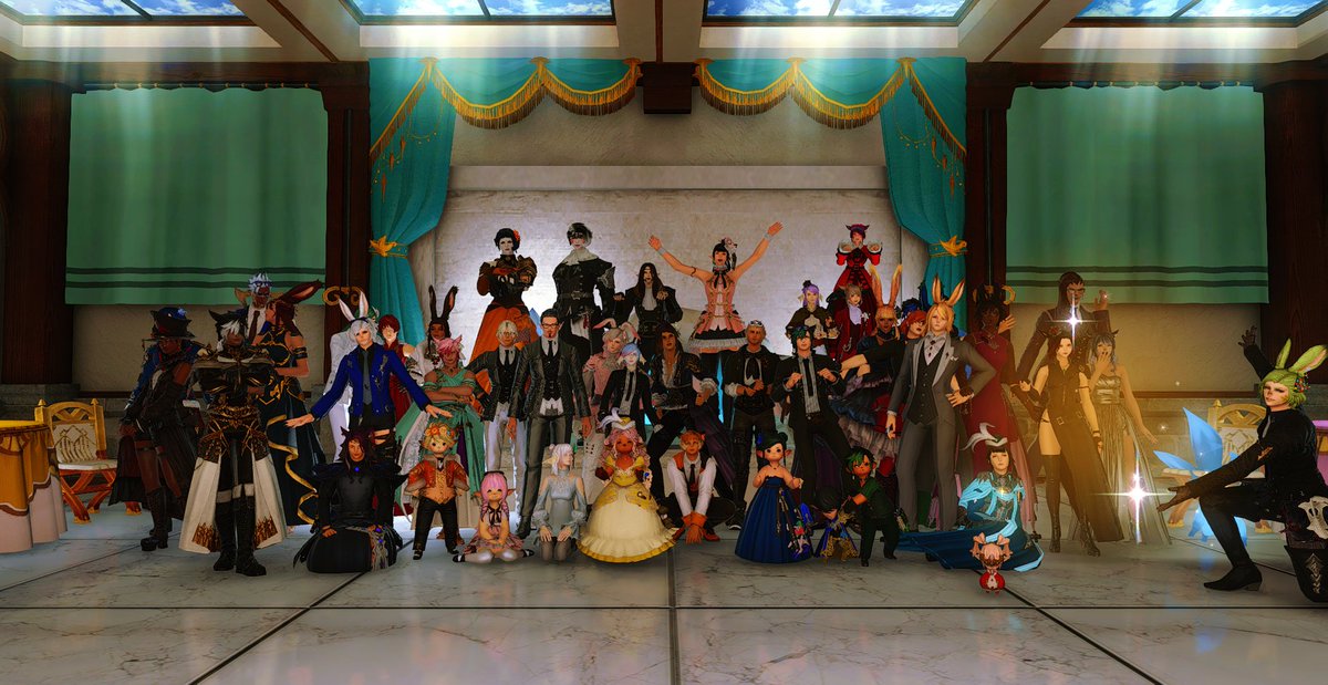 FFXIVLunar's tweet photo. Group photo! #FFXIVProm https://t.co/Fes1jFnUBh