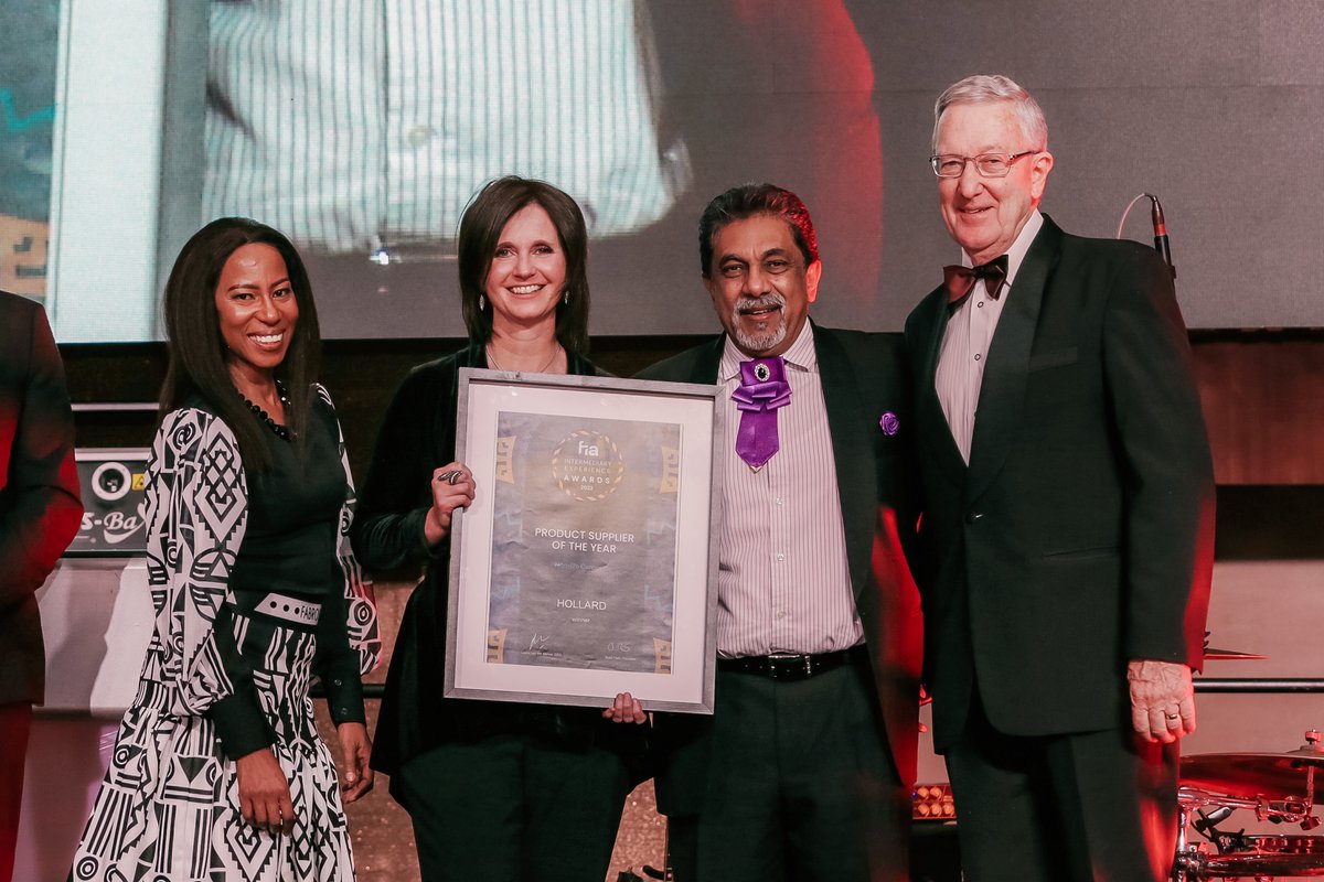 #throwback to our 2022 Awards, where we got to celebrate the ‘best of the best’ among financial product providers. Read the full article here: shorturl.at/vwADG @itooexpert @Hollard @SantamInsurance
