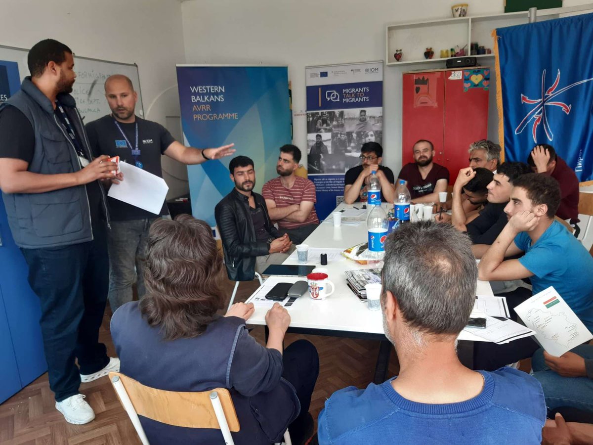 📢 U Prihvatnom centru u Pirotu održana je još jedna info sesija o rizicima iregularnih migracija i gde se može potražiti pomoć. 

Migranti su informisani o njihovim pravima i obavezama u našoj zemlji, uz diskusiju o očekivanjima u zemljama koje su im krajnja destinacija.

#eusmm
