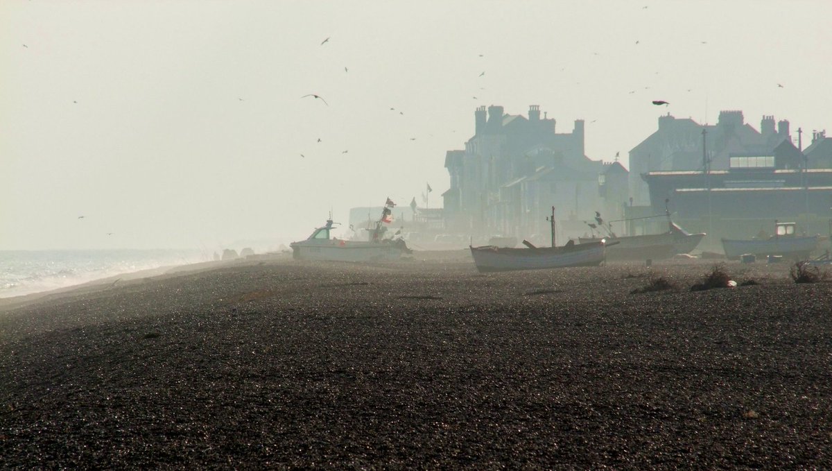 The poet John Masefield was born #OTD 1878. Poet Laureate from 1930 to 1967, he's fallen out of fashion, but 'Sea Fever' still strikes a memorable note: 

'I must go down to the seas again, to the lonely sea and the sky,
And all I ask is a tall ship and a star to steer her by,
