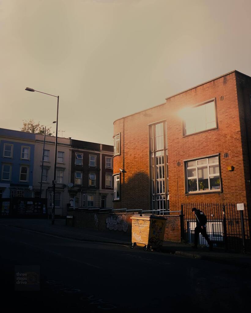 Morning all! I’m going to post this and then go back to sleep because 🥱

/ / /

📸 Fujifilm XT3
📍 Brigstocke Road, St Paul’s, #bristoluk

/ / /

#hazyday #igersbristol #streetianity #street_photo #streetandmoody #moodgram #sublimestreet #urbanromantix… instagr.am/p/Cs8APAWILUF/