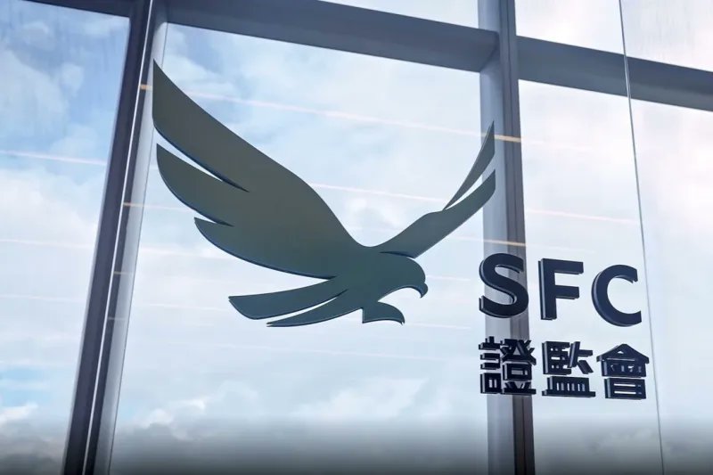 2⃣With immediate effect, the SFC will start accepting applications for licences for virtual asset trading platform operators and allow retail investors to use licensed virtual asset trading platforms.