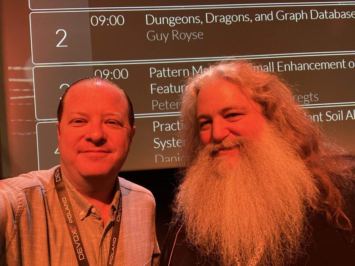 noamhonig's tweet image. Great time with @guyroyse at #devoxxpl
