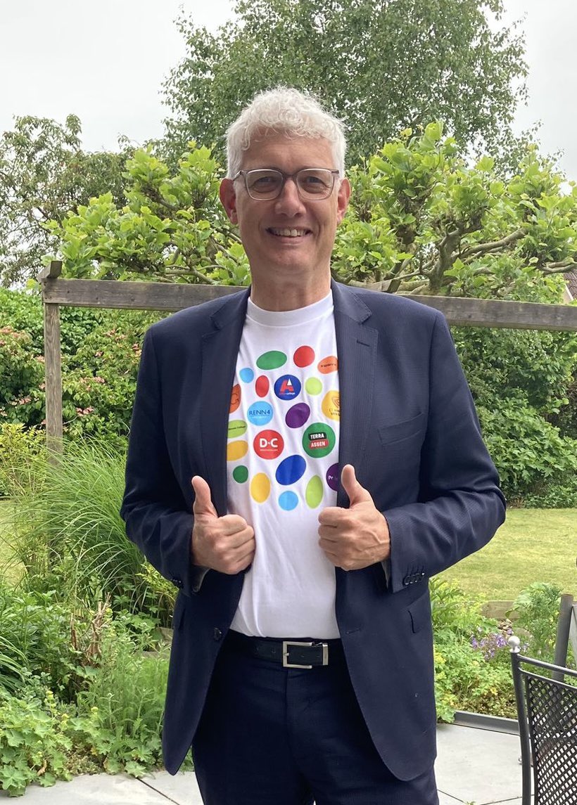 MarcoOut's tweet photo. Hup Assen!
Hup TeamAssen NaardeAlpe!
140 leerlingen en begeleiders van de Asser middelbare scholen zijn op Alpe d'Huez @alpedhuzes onderweg op om zoveel mogelijk geld in te zamelen voor onderzoek naar kanker.
Go go go! Heel veel succes!
#mijnoutfitvoordedag https://t.co/7YuW0PoIJe