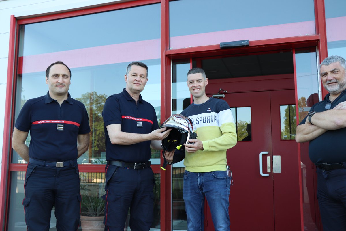 📢 Il y a du nouveau au SDIS 58 | #recrutements

👉 Samuel PHOLOPPE, #SPV au @Pompiers03 intègre le CSP Nevers en qualité de #SPP au grade de CPL (🧑‍🚒)
👉 David COURAULT, #SPV au #SDIS58 & adjoint au chef de centre #CIS Château-Chinon rejoint le service #SIC (💻) !

Bienvenue 😊