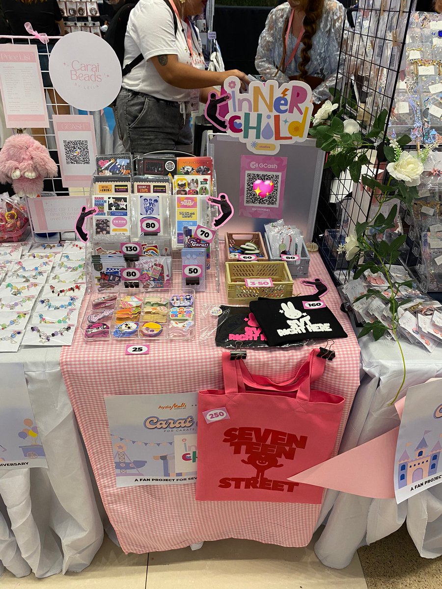 ics on Twitter "our booth last saturday makeitliveasia’s hallyu