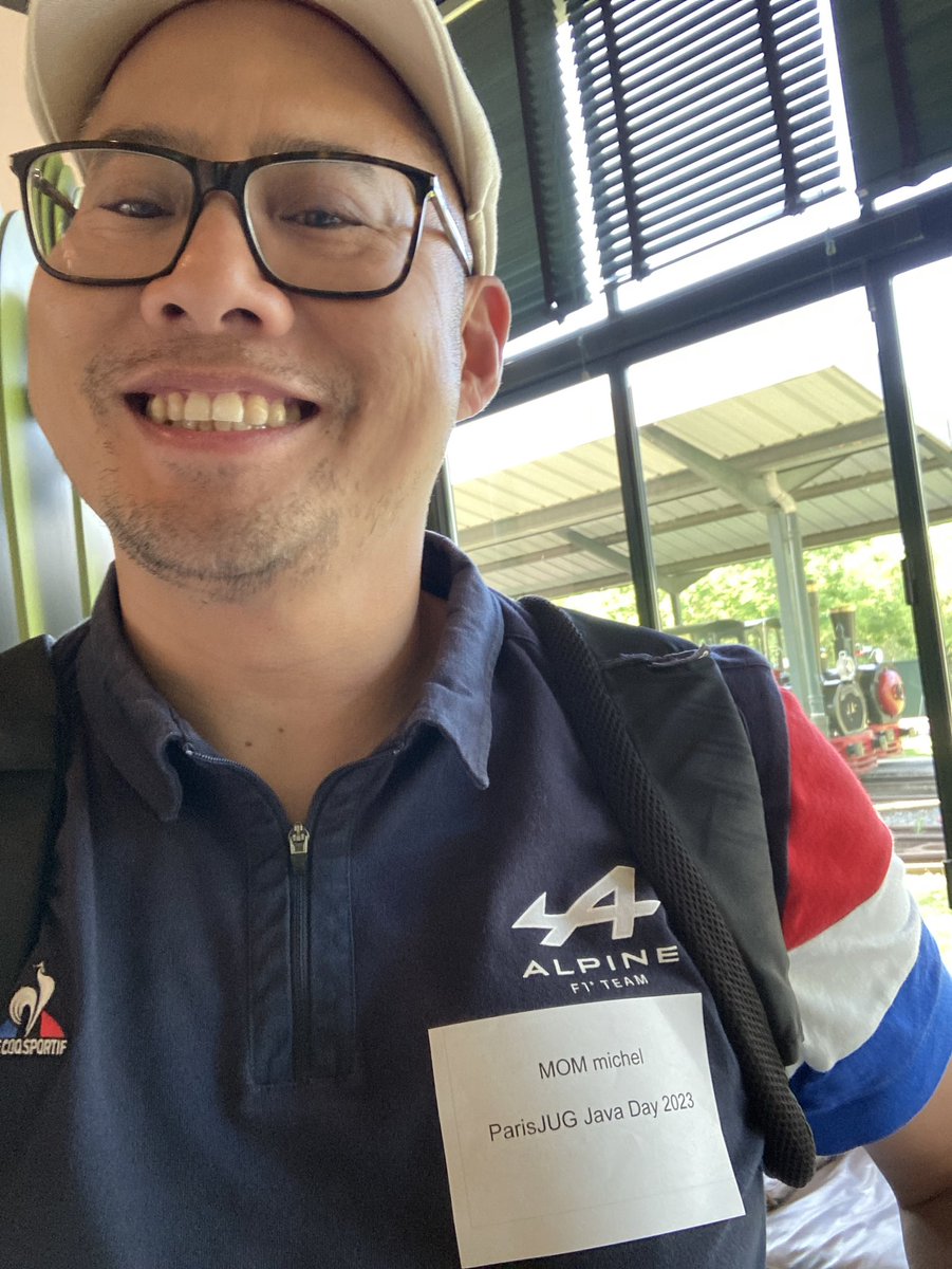 momichel's tweet image. Starting the day with #javaday @parisjug thank you @RenaultDigital_ ! #java @JardindAcclim