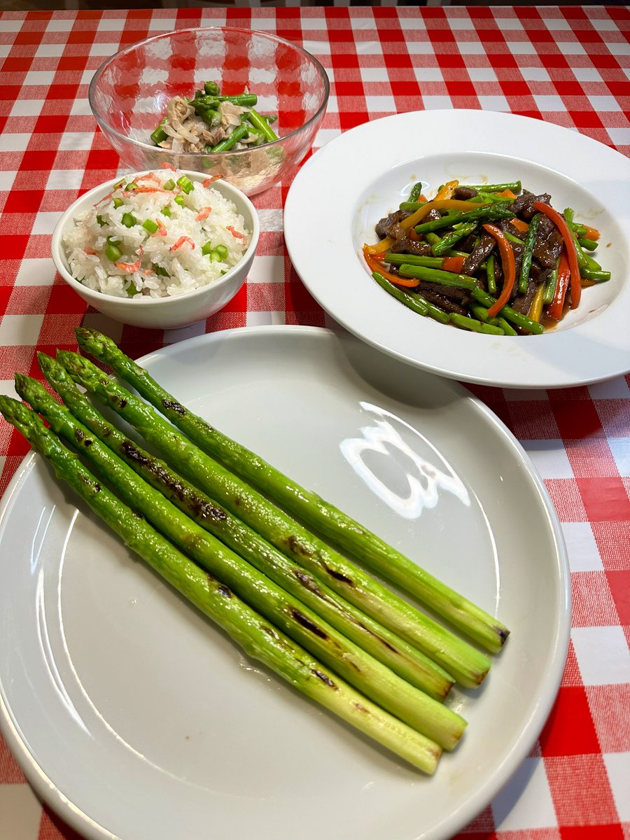 ikemon_kyushu's tweet image. \NHK  あしたが変わるトリセツショー/
で森のアスパラたちが活躍してくれました😆

北海道、九州の方は今！テレビをつけて📺

#あしたが変わるトリセツショー #アスパラ #根っこ #石原さとみ さん　#nhk #森のアスパラ