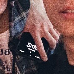 hannie ☻ on Twitter: "shdhdj cute they were still out at 2:40am having
