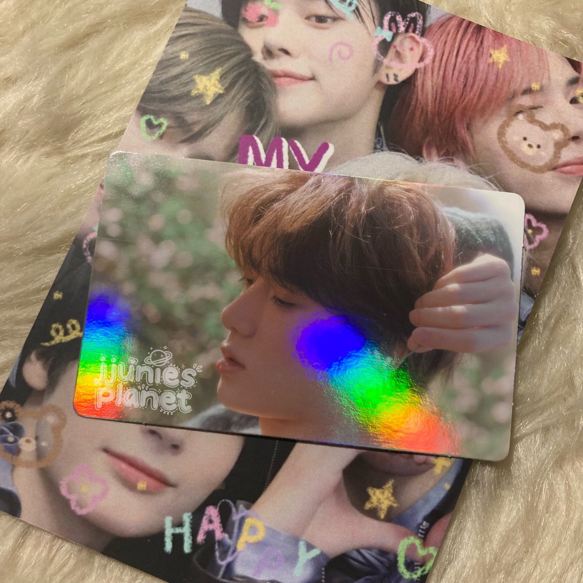 jjuniesplanet's tweet photo. wts lfb txt ph 

♡ yeonjun cw ums set = 1250 + 20 pf

— onhand + sold as set
— payo (prio) or 2 days reservation
— rbt: https://t.co/bEoJ54irec ☻ 

reply/dm to claim!

# chaotic wonderland minisode 1 blue hour vr tnc temptation weverse wv global pob beomgyu https://t.co/KD3r9sJy10