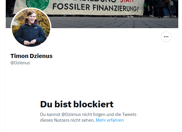 Papamicha007's tweet photo. Und ich hatte mich schon gewundert das ich in letzter Zeit etwas weniger #Clowncontent bekomme. Na ja, viel Spaß in der #Jasager-#Bubble @Dzienus @Die_Gruenen - und viel Erfolg beim #Studium, vielleicht wird es ja noch fertig (seit 10/2014 #Politikwissenschaft, Regel 6 Semester) https://t.co/XtSvlSbxdU