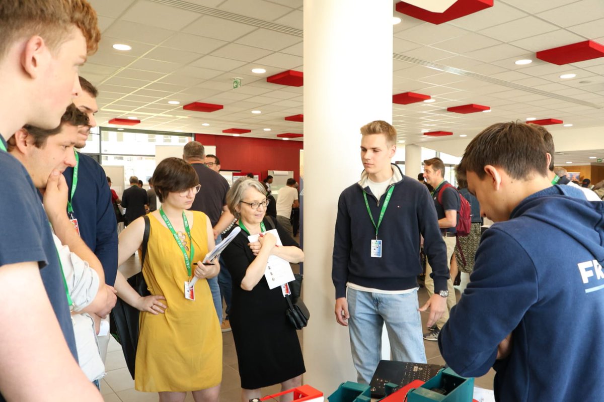 🔴 Finale des #OlympiadesSI 2023

Les étudiants présentent leurs ✨ projets au jury au <a href="/GIANTcampus/">GIANT Innovation Campus</a> Grenoble

Projets à retrouver en vidéo sur le site de l'#upsti
👉 upsti.fr/nos-evenements…

cc <a href="/upstifr/">UPSTI</a>  <a href="/AcadTechnolog/">Académie des technologies</a> <a href="/AlainCadix/">Alain CADIX</a>  <a href="/grunblatt/">Grunblatt Gerard</a>