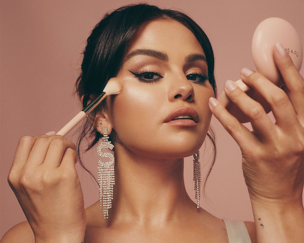 Using the same formula that Forbes did to calculate Fenty Beauty’s value, Rare Beauty by Selena Gomez is worth an estimated $937.6M.