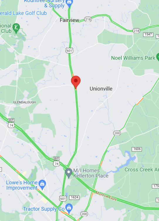 Clt_TrafficGuy's tweet photo. 💢TraffiCast™
Concord Highway (US 601) is now SHUT DOWN due to a motorcycle vs a deer crash at Unionville Indian Trail Rd.  It sounds like non-life threatening injuries to the driver.
#CltTraffic #UnionCo #Clt #NC #SC https://t.co/Vi12owXSjG
