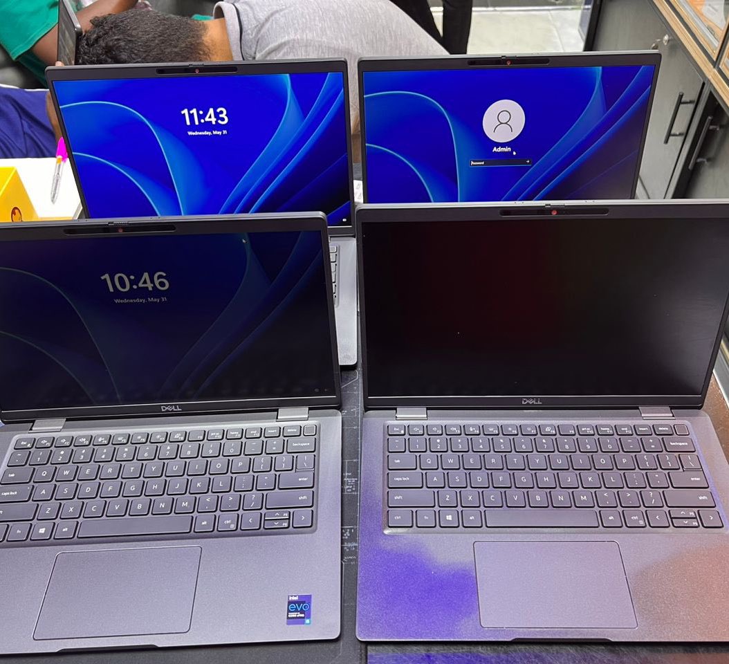 🇺🇸US Used
14inches
Dell Latitude 7420 Available!
16gb ram | 256SSD
Core i5 11th Gen vPro
Full HD
Fingerprint
Face Recognition
2x Thunderbolt Port
Backlit Keyboard
Charger✅

Price: ₦360,000 Only

To Place Order & Delivery⤵
DM/Call/Whatsapp +2348132727945

Kindly RT❤️

#GeekTech