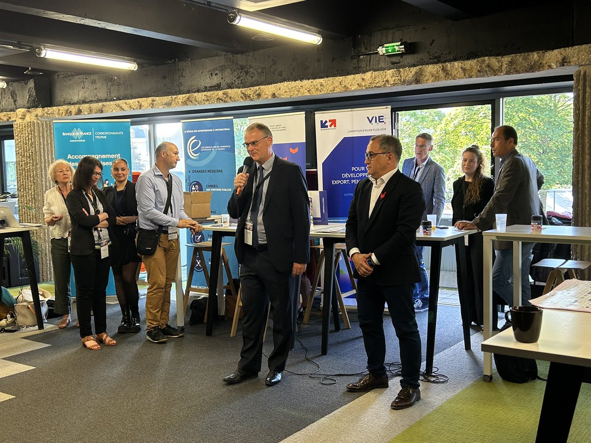 🌐 Lancement du Forum « LES CLÉS DE L’€CO » à #Rennes par Hervé MATTEI, Directeur régional Bretagne #BanqueDeFrance et Daniel GERGES, Directeur du <a href="/Le_Poool/">Le Poool x La French Tech Rennes St-Malo</a>.