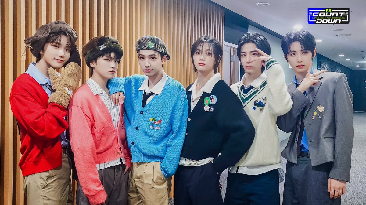 MnetMcountdown's tweet photo. 낰낰 옆집인데요~🚪문 좀 열어주세요〰️
엠카가 이사 떡은 준비 못했는데... 💦
대신 말랑콩떡 원앤온리 청량발랄 BOYNEXTDOOR 좀 가져왔어요💙
BOYNEXTDOOR 눈, 코, 입 또 엠카 데뷔 무대까지 어때? 아냐? (ゝ◡∂｀)☆

#BOYNEXTDOOR #OneandOnly #돌아버리겠다 https://t.co/ffMo9EbkxC
