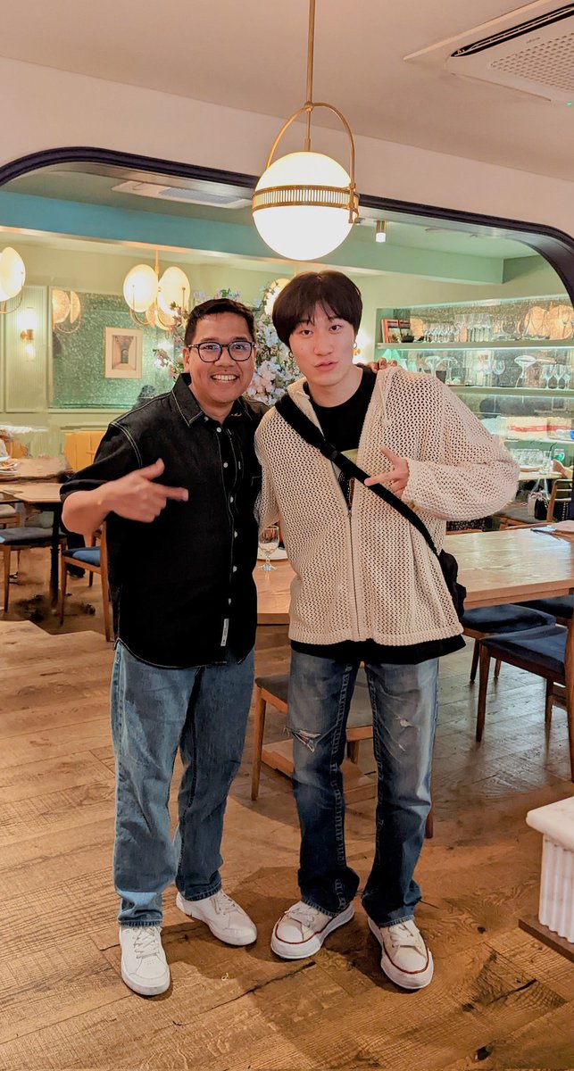 Finally had the chance to meet and know the person behind the extraordinary talent I've admired for so long. His maturity, genuine humility, and unwavering tenacity left me in awe. Wishing you endless success and an incredible music career. 화이팅!

#bangyedam