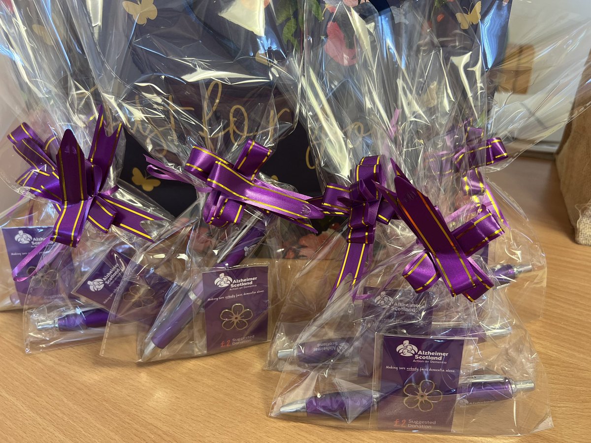 Staff goodie bags ready for todays ward visits #DAW2023 @morna_joy @SheeranMaryAnne ❤️