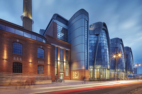 ONTPologne's tweet photo. #Lodz - “Manchester” polonaise, ville de cinéma, ville de la mode et du design souffle son 600ème bougie en 2023 et vous propose un riche programme d’événements prévus tout au long de l’année. https://t.co/xzymIh7NDQ https://t.co/Sh2AGpJdSZ