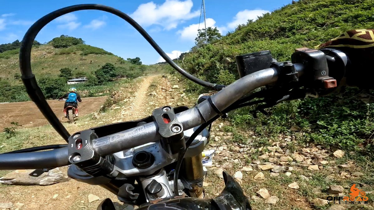 Whatever your previous off-road riding experience, develop your skill set at your own pace. 🏁

🖥️ vietnammotorbikemotorcycletours.com

#developskill #atyourownpace #vanhoracingtrack #vietnam #xuhuong2023 #trending2023 #motorbike #tour #rental #honda #XR250 #XR150L #CRF150L #CRF250L #CRF300L