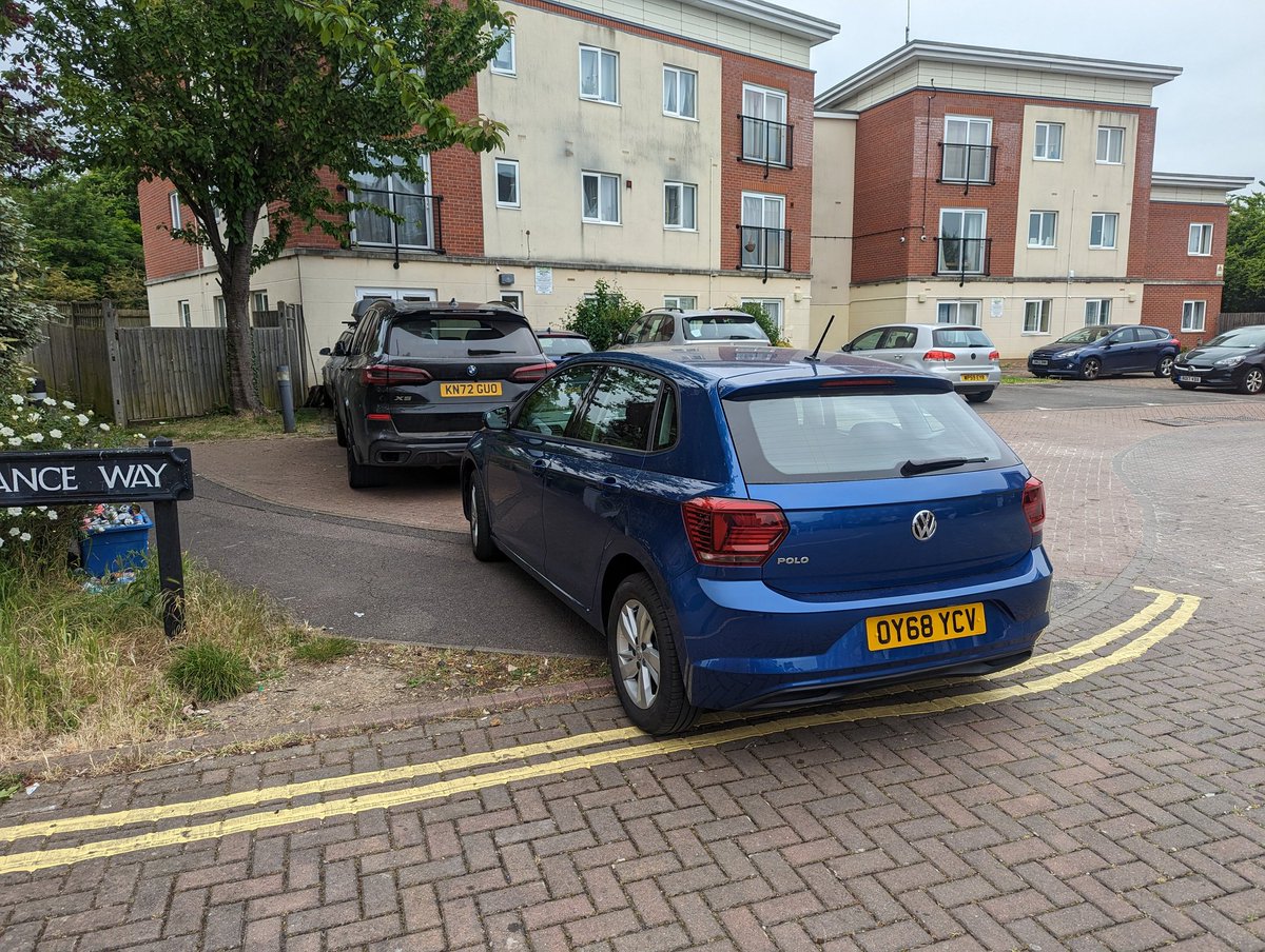 This is not really a kind place to dump your car if you care about pedestrians with sight or mobility impairments being able to use the path from Saunders Road. Please don't. The double yellow lines are not for decoration either.