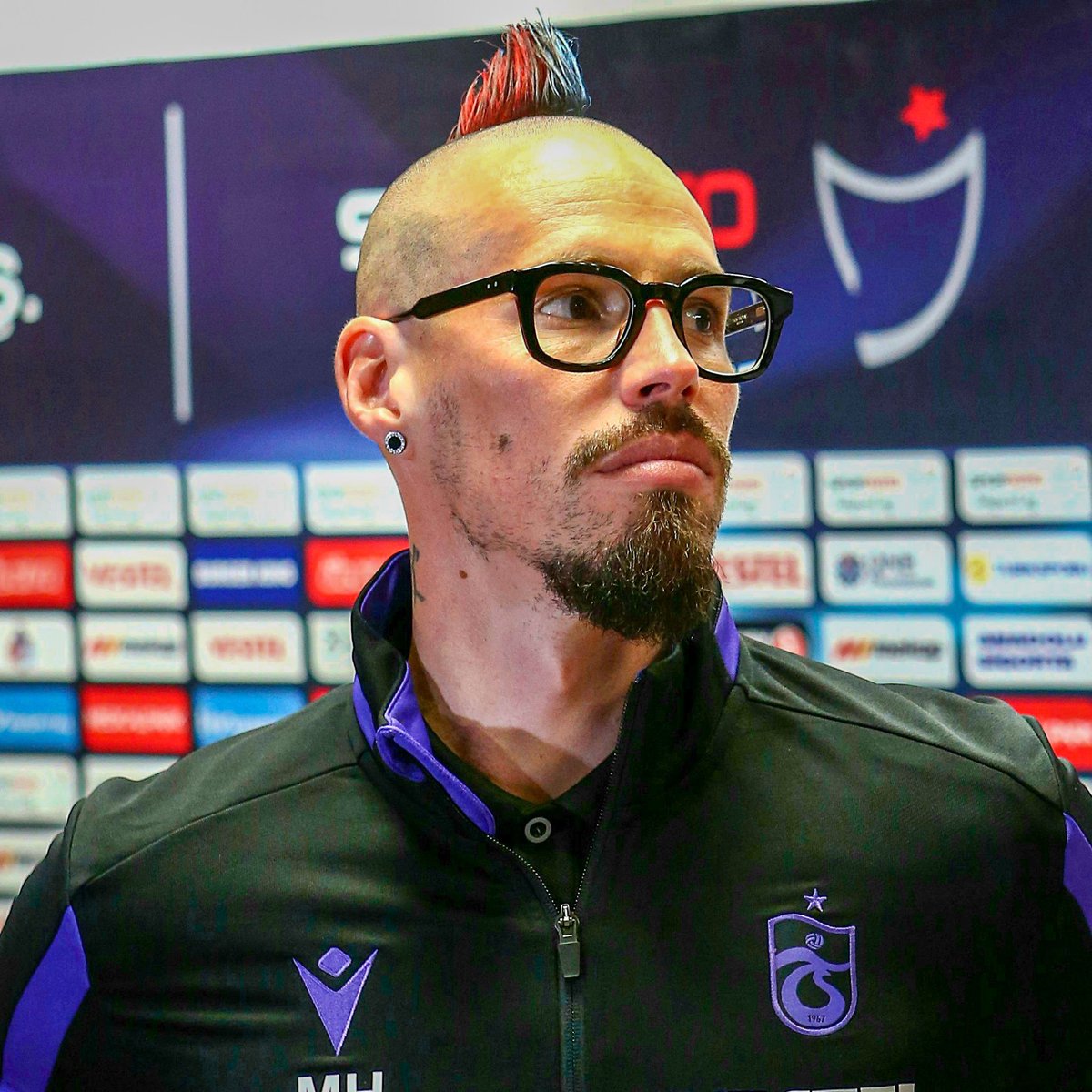 Grande Marek Hamşik seni ömür boyu unutmayacağız ❤️🇹🇷

Trabzonspor - Napoli Jübile macı hazırlanmalı bence
