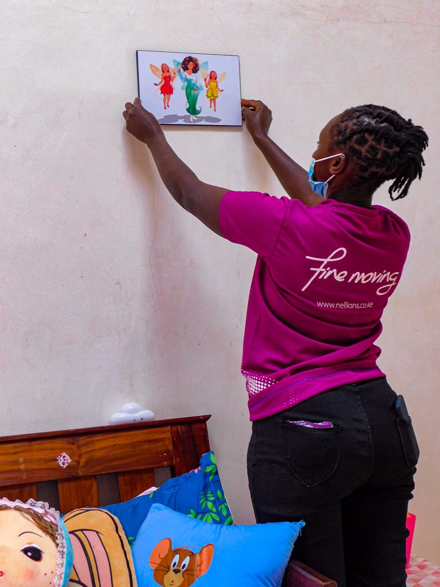 NellionsUGANDA's tweet image. Bringing a sprinkle of magic to this little one's room! ✨🧚‍♀️✨ Our mover's moonlight as fairy decorators, making dreams come true one room at a time. 
#professionalmoving #movers