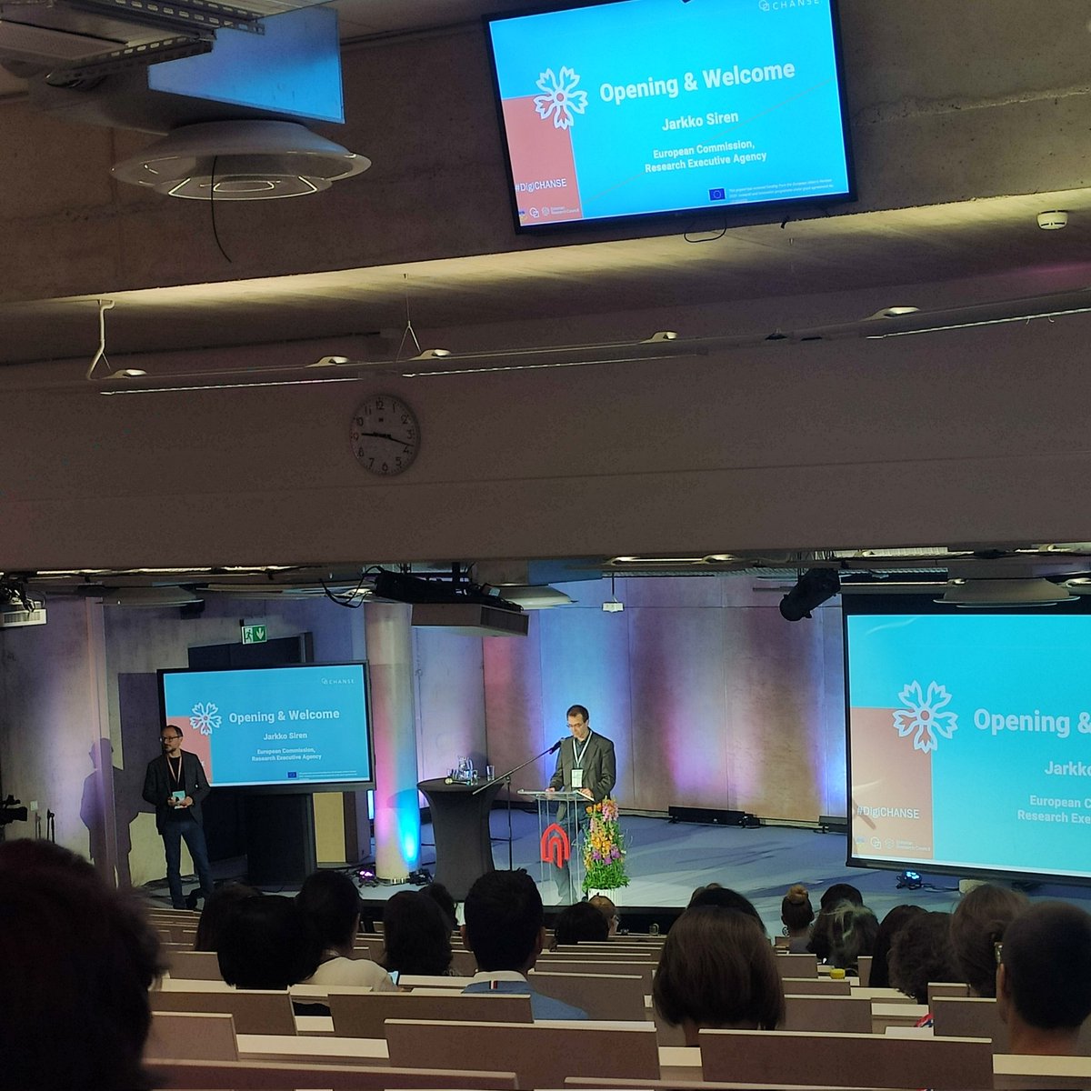 Ángela Rivera-Izquierdo tweet media