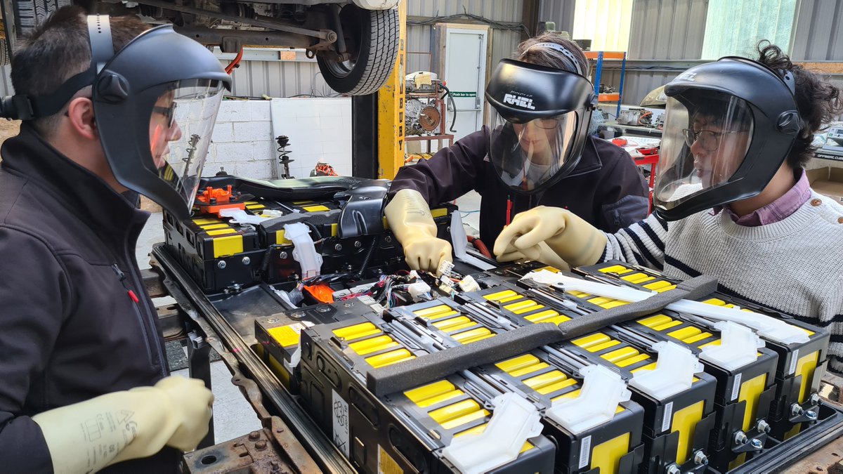 Qdot Technology Ltd. (@qdot_tech) on Twitter photo Our Co-Founder, Lead Battery Engineer, and Research Engineer attended an enlightening IMI Level 4 HV training course <a href="/MotorSkills/">James spearing</a>. We're dedicated to continuous improvement and staying at the forefront of our field. β‘π #Training #HVSystems Our Co-Founder, Lead Battery Engineer, and Research Engineer attended an enlightening IMI Level 4 HV training course <a href="/MotorSkills/">James spearing</a>. We're dedicated to continuous improvement and staying at the forefront of our field. β‘π #Training #HVSystems