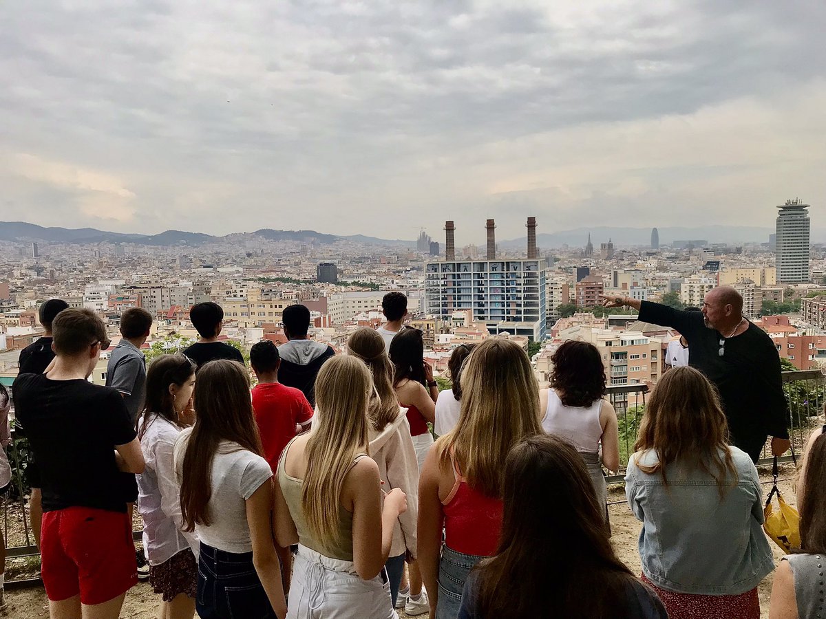 MattPodbury's tweet image. Learning about the growth of Barcelona, from a superb vantage point!! #istlive