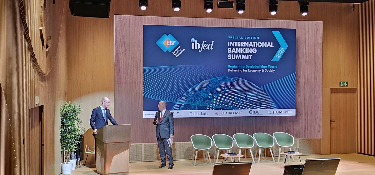 #FSB Chair <a href="/KlaasKnot/">Klaas Knot</a> about recent turmoils in the banking sector at the #IBS23: “We should reconsider the criteria for determining systemic importance with a fresh eye as to which banks the Basel III standards should apply”. See full speech here: bis.org/review/r230601…