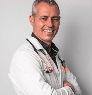 COM Región de Murcia (@commurcia) on Twitter photo ☺️Premio Hipócrates 2023 a la trayectoria y dedicación profesional a título póstumo para el Dr. Vladimir Salazar, especialista #MedicinaInterna en <a href="/AreaUnoArrixaca/">Área 1 Arrixaca</a> fundador de <a href="/fneversurrender/">Fundación Never Surrender</a>
#profesiónmédica #nuestroscolegiados
🔗
commurcia.es/NOTICIA.asp?id…
📸<a href="/fneversurrender/">Fundación Never Surrender</a> ☺️Premio Hipócrates 2023 a la trayectoria y dedicación profesional a título póstumo para el Dr. Vladimir Salazar, especialista #MedicinaInterna en <a href="/AreaUnoArrixaca/">Área 1 Arrixaca</a> fundador de <a href="/fneversurrender/">Fundación Never Surrender</a>
#profesiónmédica #nuestroscolegiados
🔗
commurcia.es/NOTICIA.asp?id…
📸<a href="/fneversurrender/">Fundación Never Surrender</a>